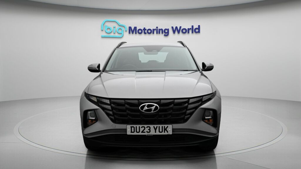 Hyundai Tucson Se Connect Silver #2