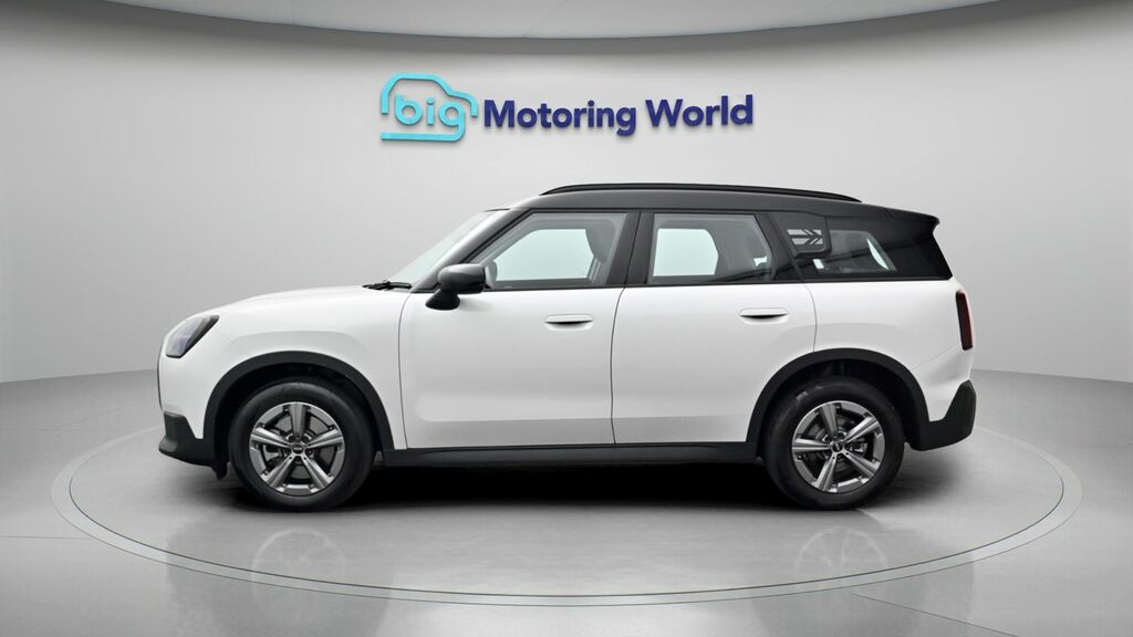 Mini Countryman Classic White #4