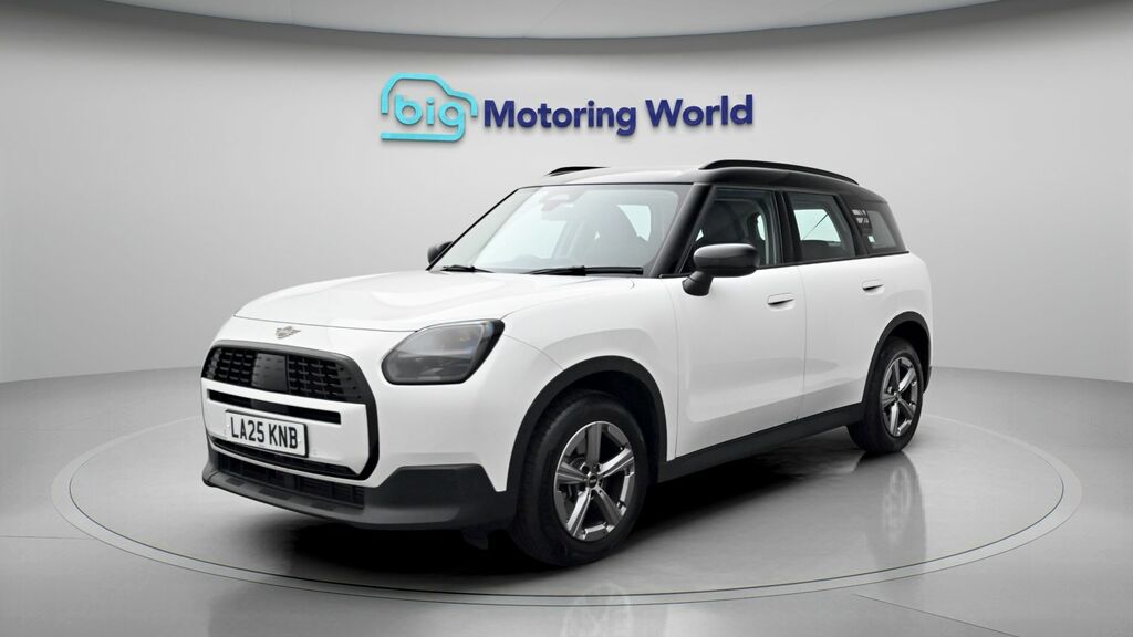 Mini Countryman Classic White #3