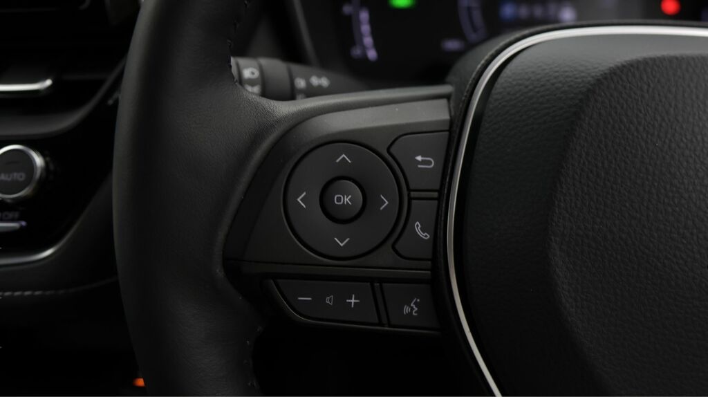 Suzuki Swace Motion Hev Cvt Silver #22