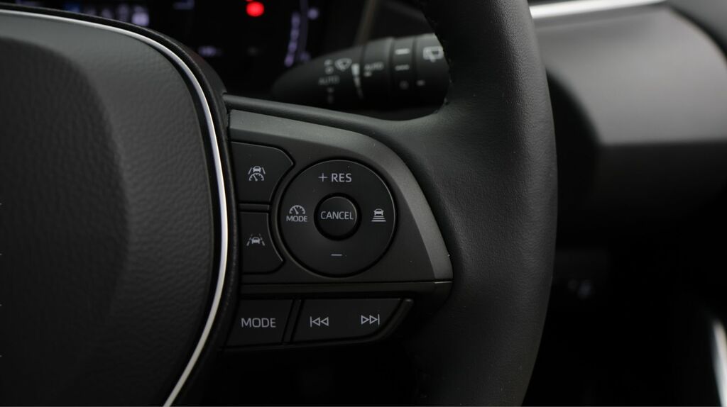 Suzuki Swace Motion Hev Cvt Silver #21