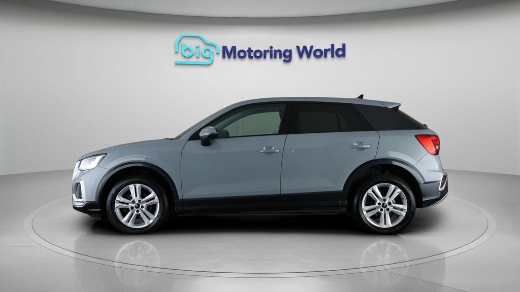 Audi Q2 Sport Grey #4