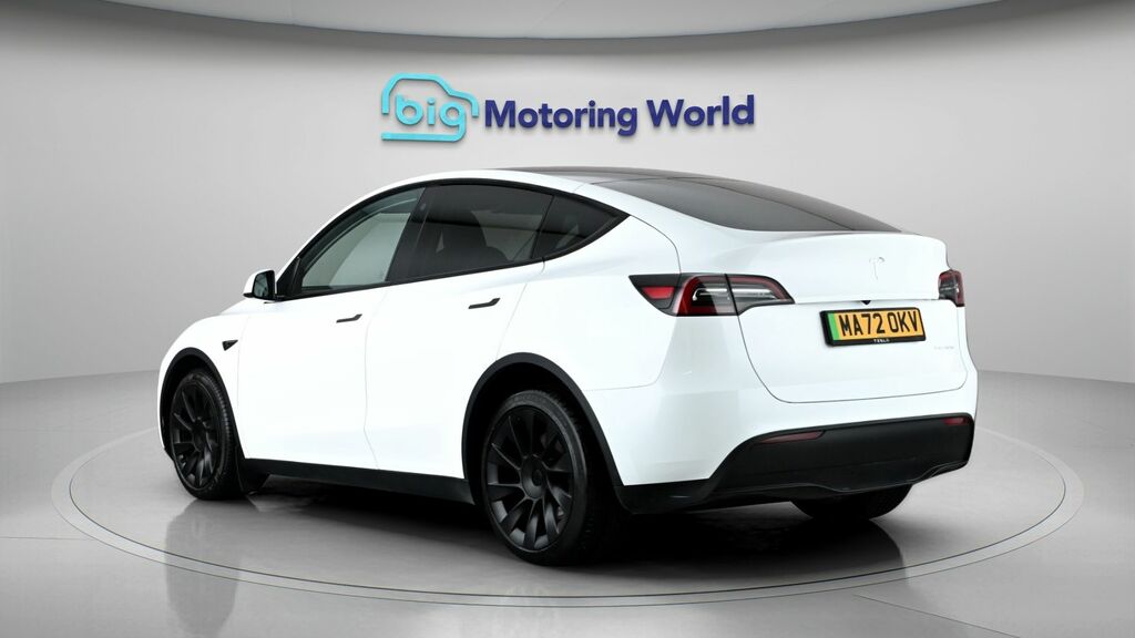 Tesla Model Y Long Range White #5
