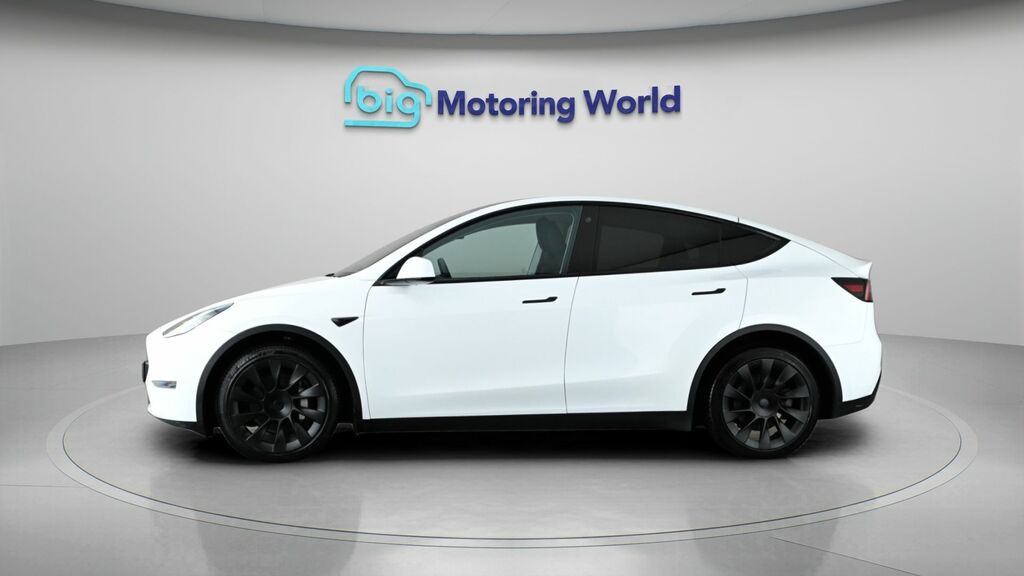 Tesla Model Y Long Range White #4