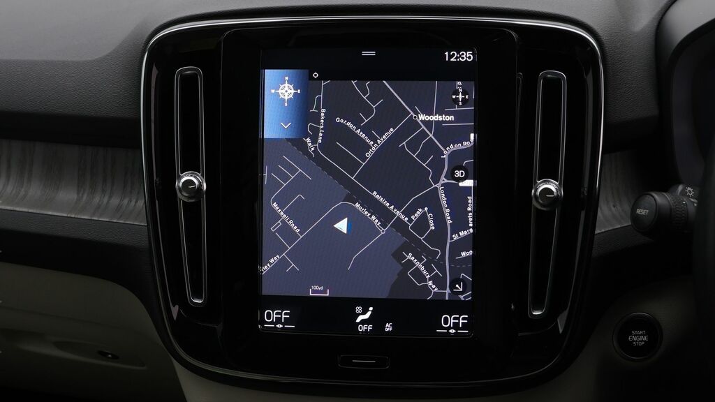 Volvo XC40 T3 R-design Sat Nav Dark Tints Rear Park Assist Black #11