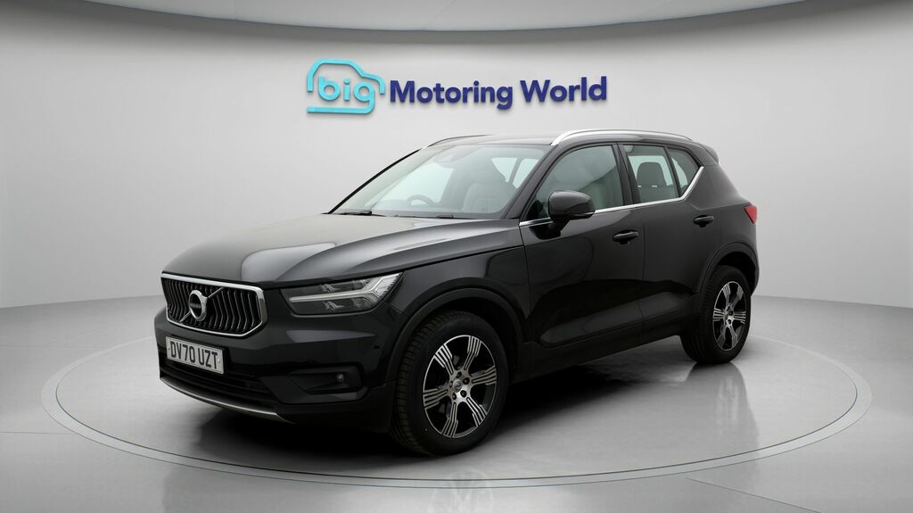 Volvo XC40 Inscription Black #3