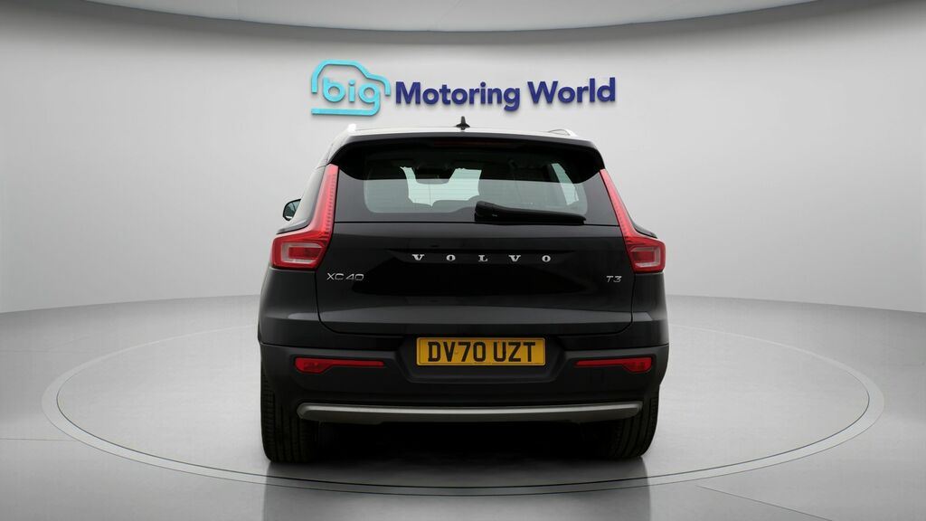 Volvo XC40 Inscription Black #6