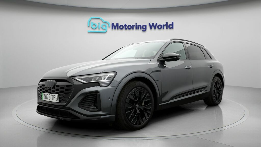 Audi Q8 e tron Black Edition Grey #3