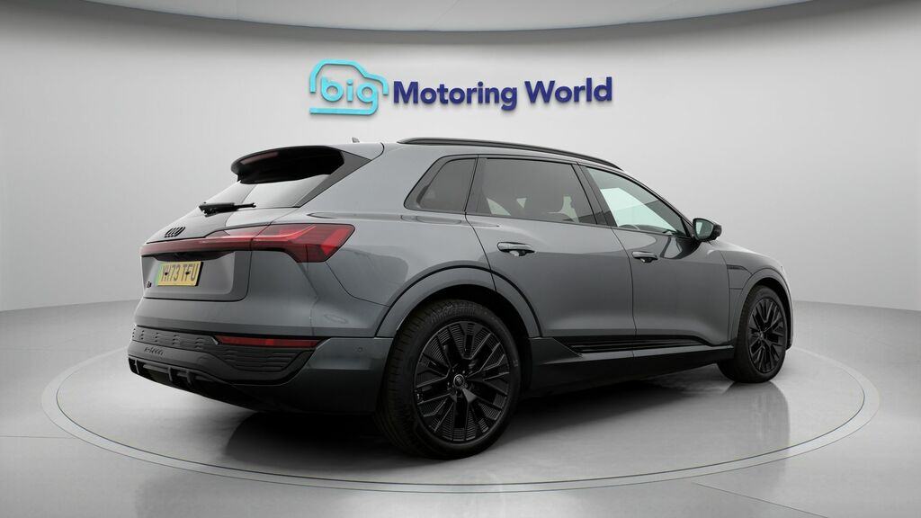 Audi Q8 e tron Audi 300Kw 55 Quattro 114Kwh Black Edition Aut Blue #7