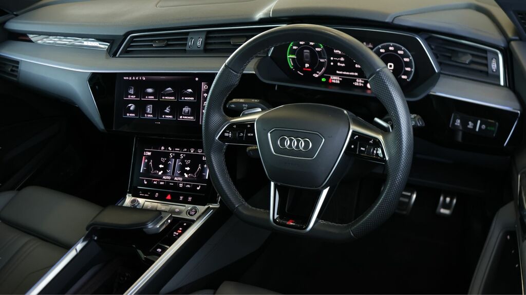 Audi Q8 e tron Audi 300Kw 55 Quattro 114Kwh Black Edition Aut Blue #9
