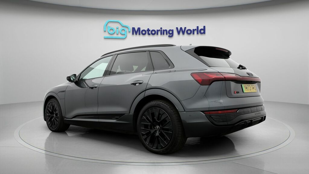 Audi Q8 e tron Black Edition Grey #5