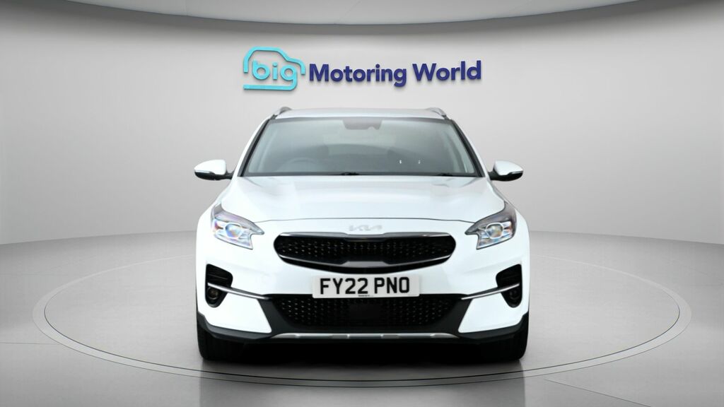 Kia Xceed 3 White #2