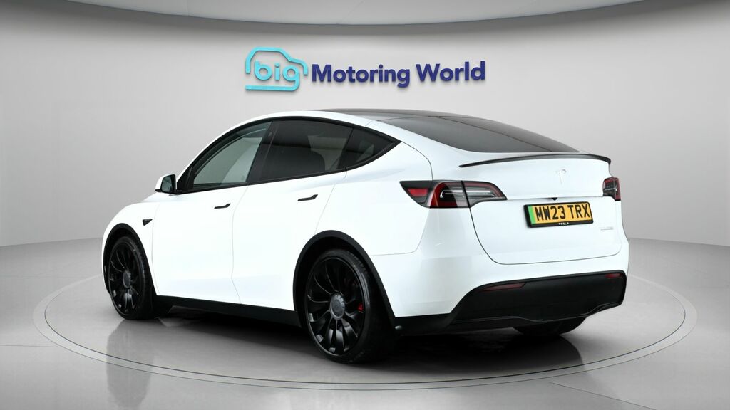 Tesla Model Y Performance White #5