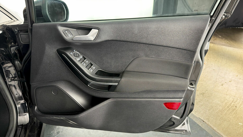 Ford Fiesta Fiesta Titanium T Black #14