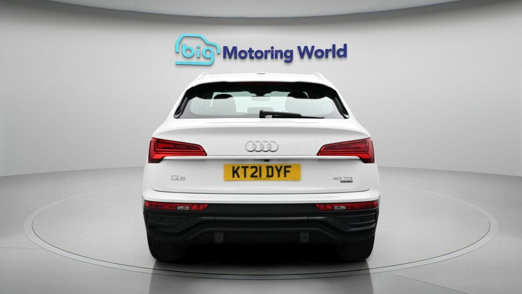 Audi Q5 Sport White #6