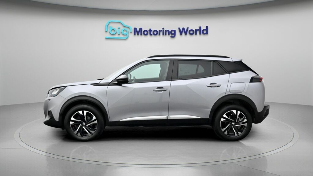 Peugeot 2008 Allure Premium Grey #4