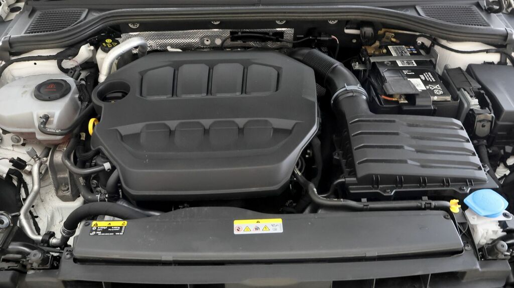 Volkswagen Golf 2.0 Tdi 150 R-line Dsg 150 Ps  #18