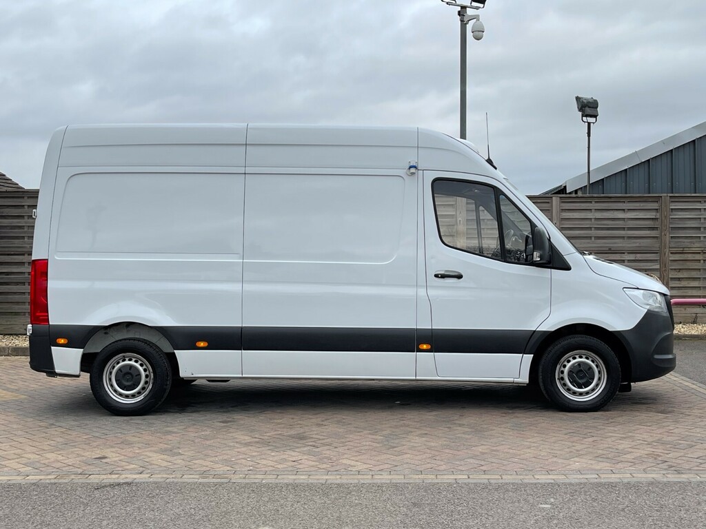 Mercedes-Benz Sprinter 315 Cdi 150 L2h2 Progressive Fridge Van Wth Overni WP72FNN White #2