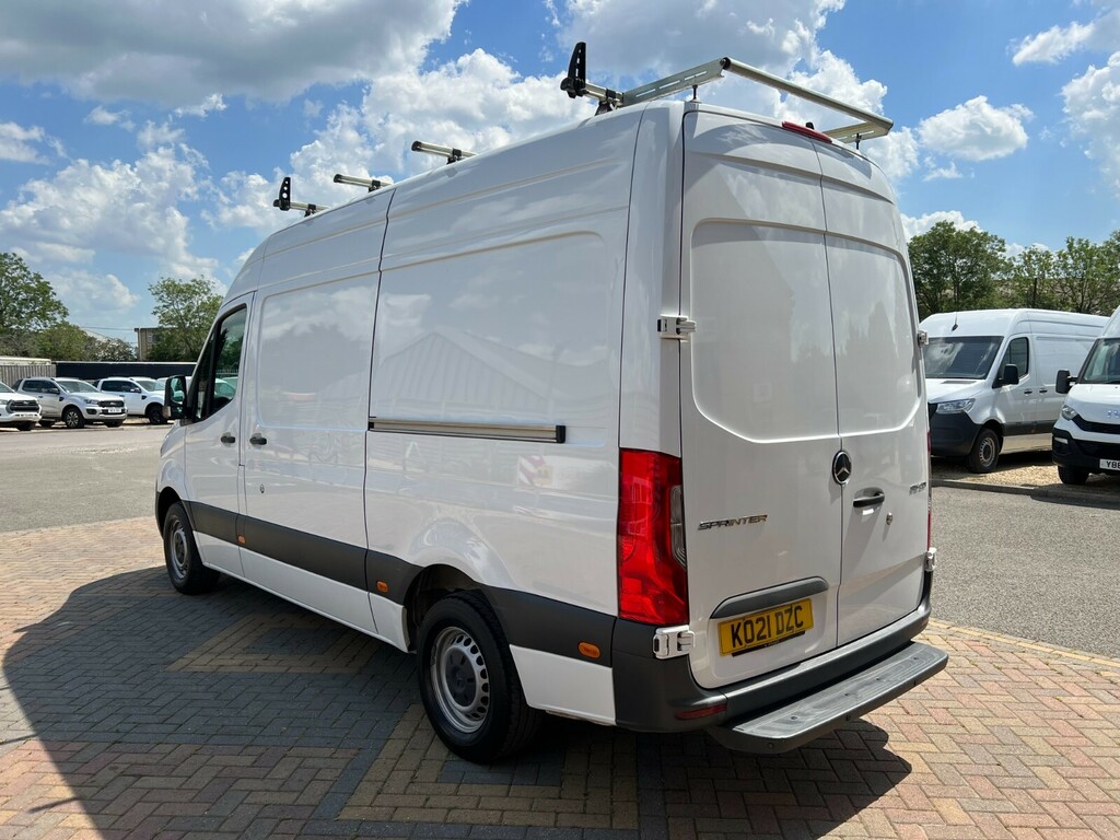 Mercedes-Benz Sprinter 315 Cdi 150 L2h2 Progressive Mwb High Roof Rwd KO21DZC White #5