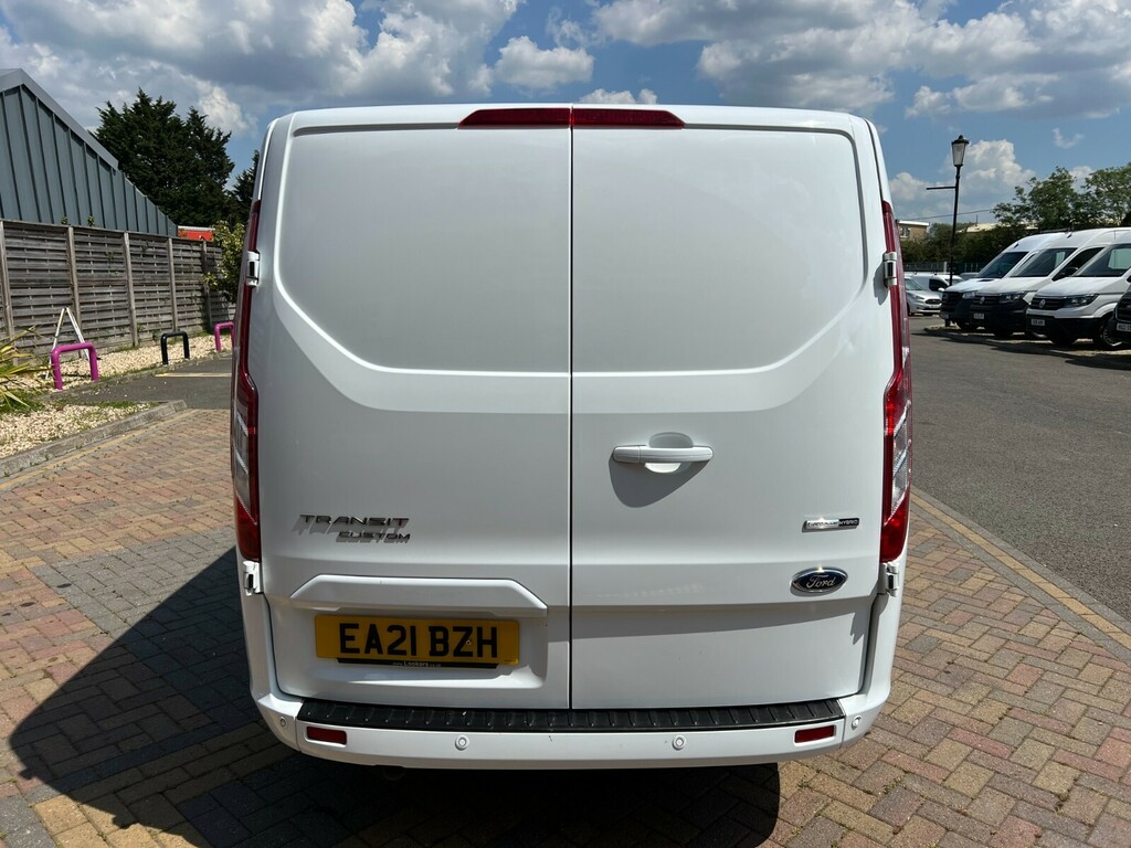 Ford Transit Custom 340 Tdci 130 L1h1 Limited Ecoblue Swb Low Roof Fwd EA21BZH White #4