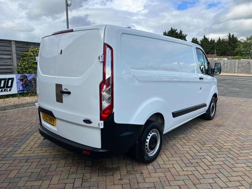 Ford Transit Custom 300 Tdci 130 L1h1 Leader Ecoblue Swb Low Roof Fwd LV23NVY White #3