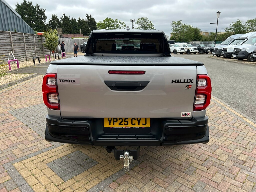 Toyota HILUX D-4d 204 Gr Sport 4Wd Double Cab With Tonneau Cove Silver #4