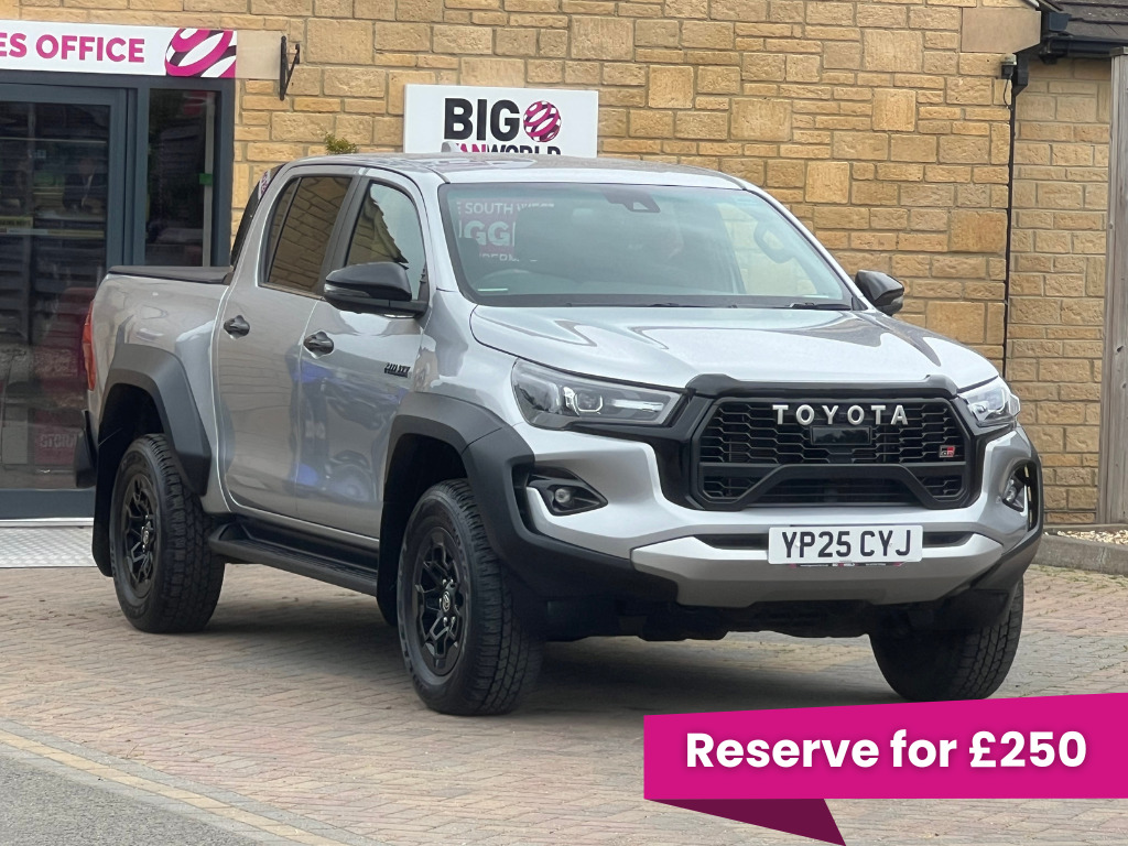 Toyota HILUX D-4d 204 Gr Sport 4Wd Double Cab With Tonneau Cove Silver