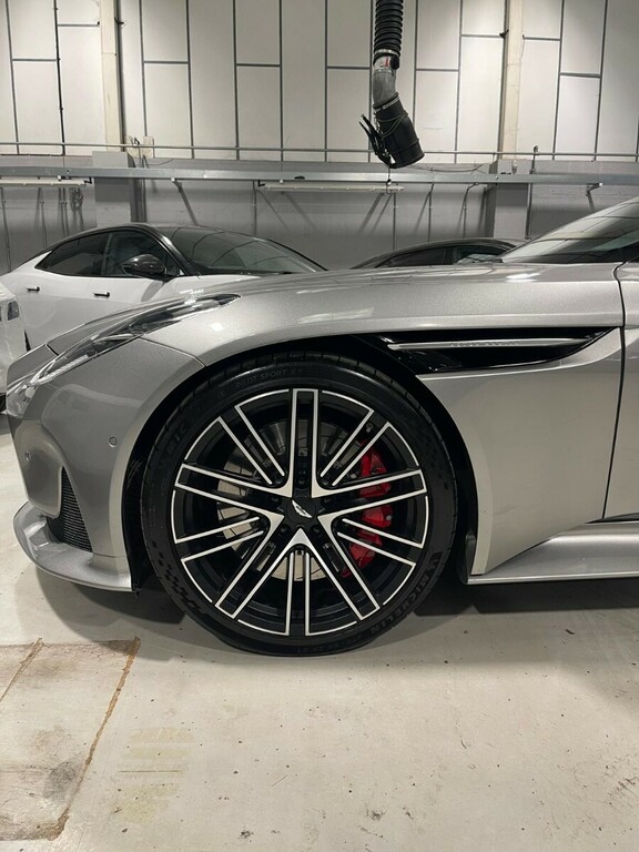 Aston Martin DB12 Coupe Green #7