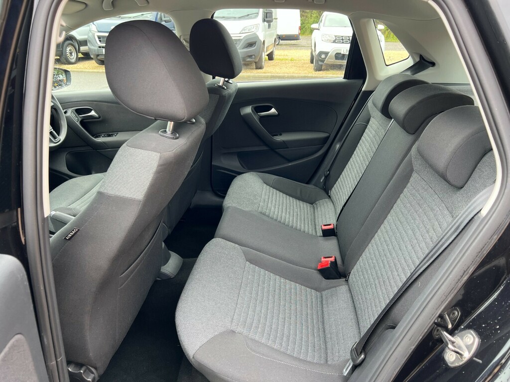 Volkswagen Polo Match Silver #26