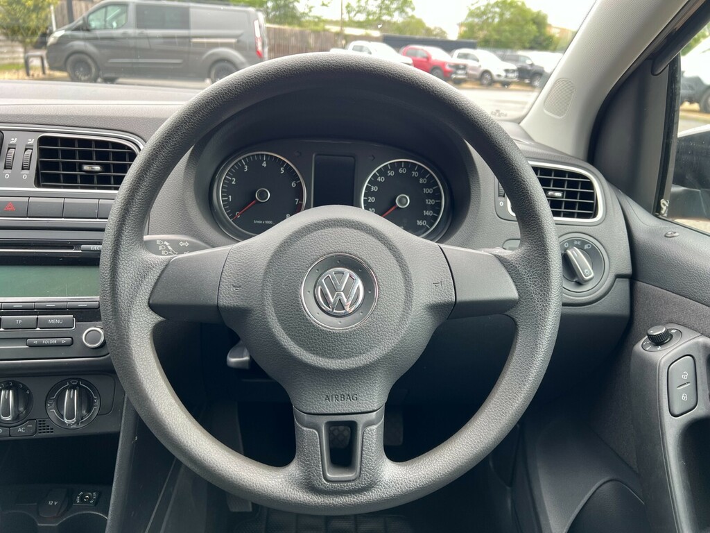 Volkswagen Polo Match Silver #13