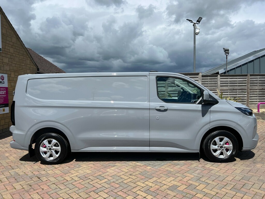 Ford Transit Custom 320 11.8Kwh 232 L2h1 Limited Ecoboost Lwb Low Roof MT25VBU Grey #2