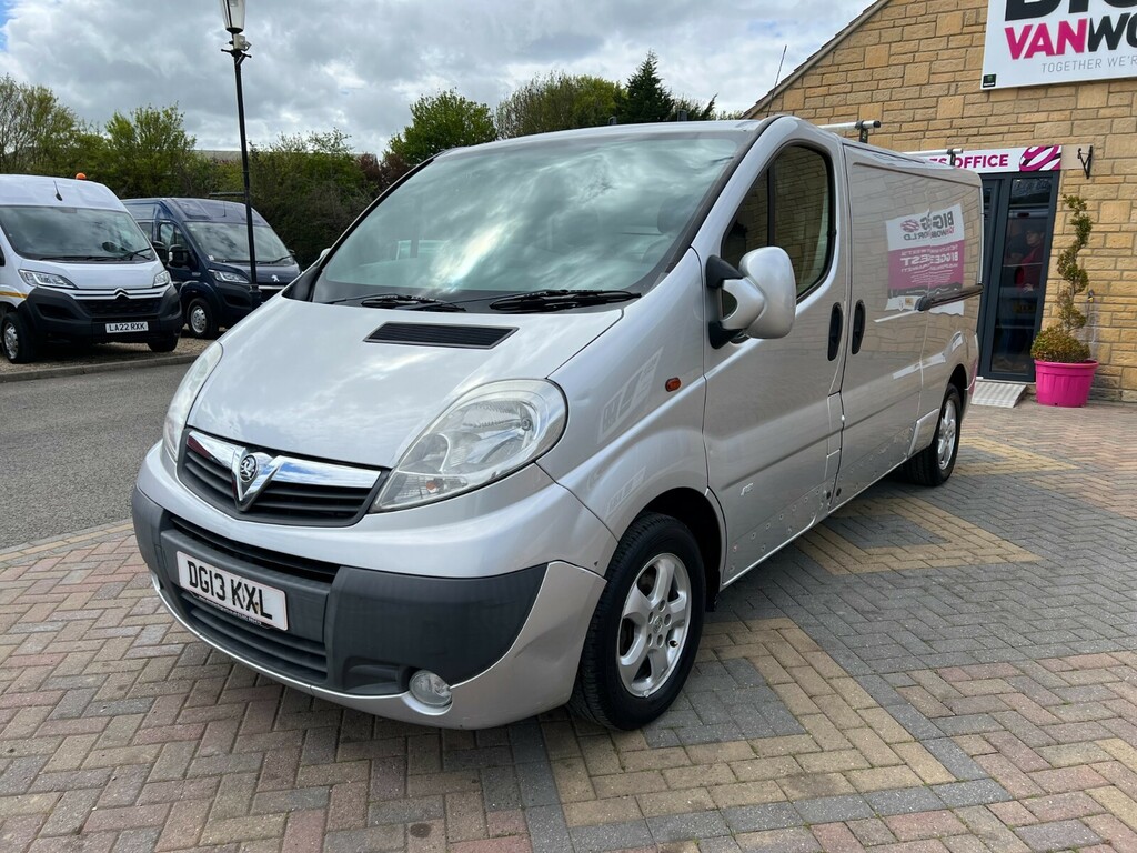 Vauxhall Vivaro 2.0 2700 Cdti Silver #7