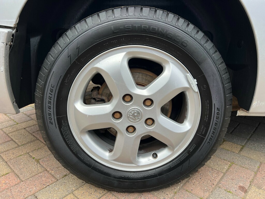 Vauxhall Vivaro 2.0 2700 Cdti Silver #28