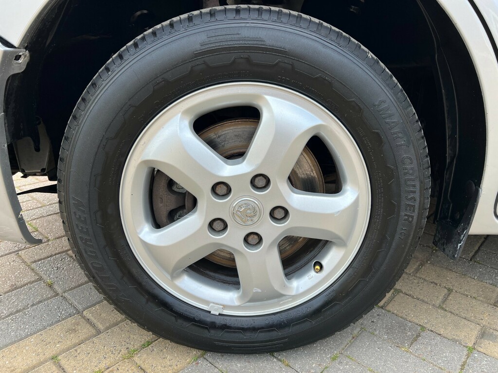 Vauxhall Vivaro 2.0 2700 Cdti Silver #30