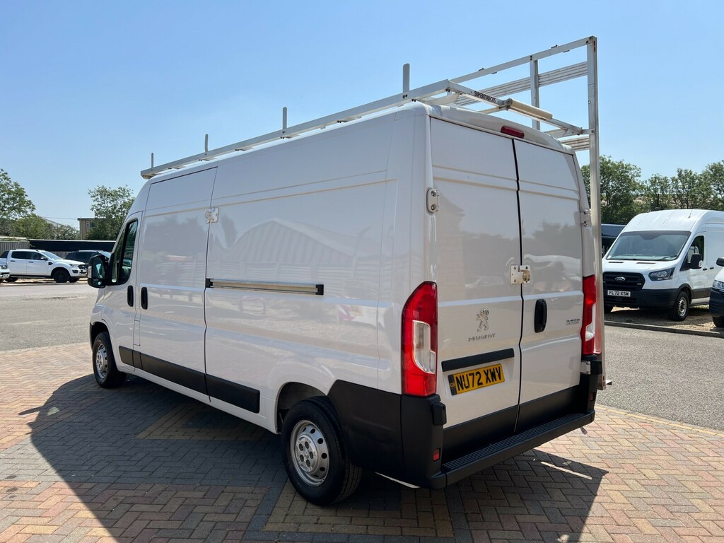 Peugeot Boxer 335 Bluehdi 140 L3h2 Professional Lwb Medium Roof White #2