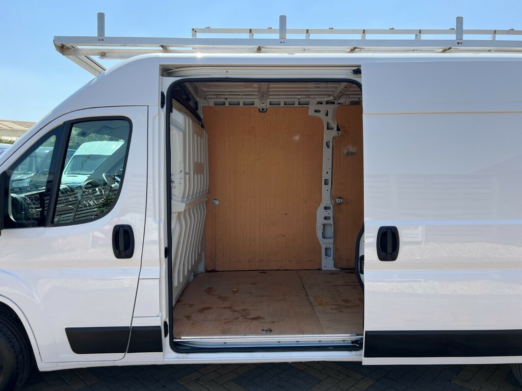 Peugeot Boxer Diesel White #33