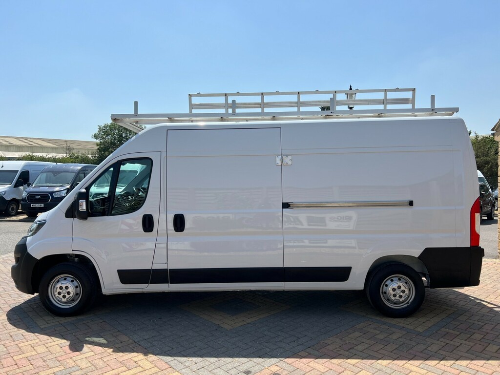 Peugeot Boxer 335 Bluehdi 140 L3h2 Professional Lwb Medium Roof White #3