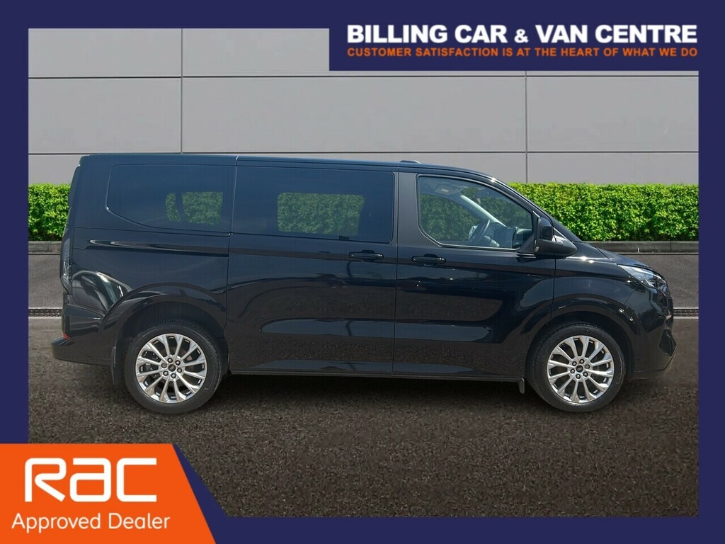 Ford Tourneo Custom 2.0 320 Ecoblue Titanium Luxe Minibus Double Cab 5 Black #6