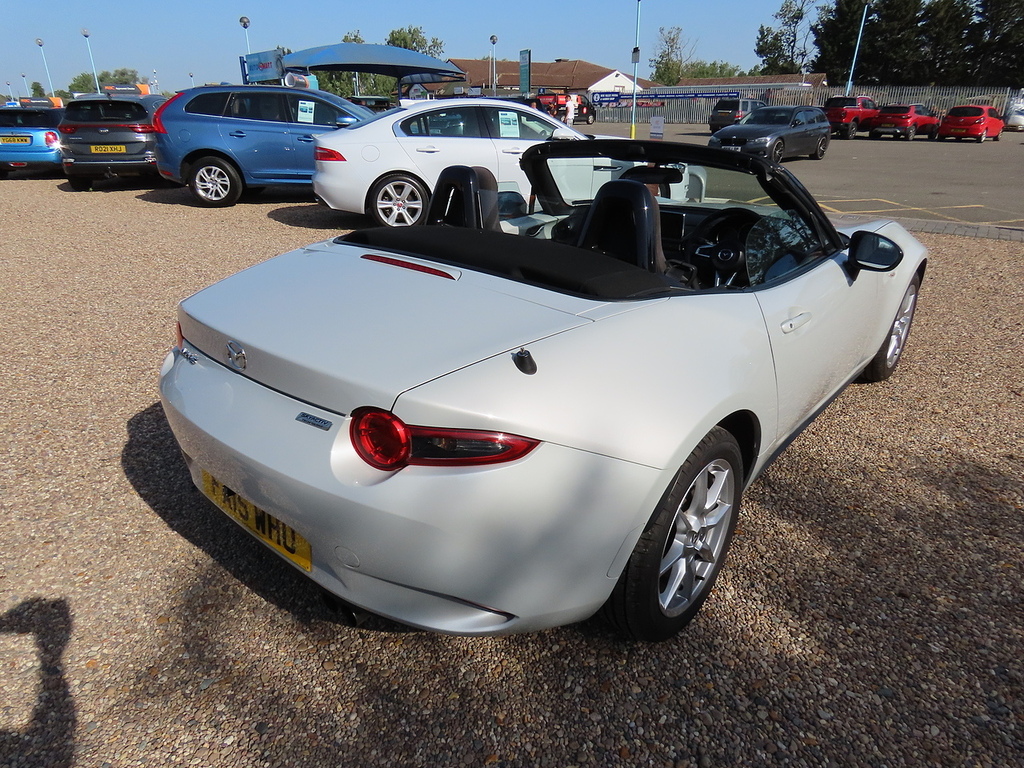 Mazda MX-5 1.5 Skyactiv-g Se-l Nav Convertible Man Silver #4