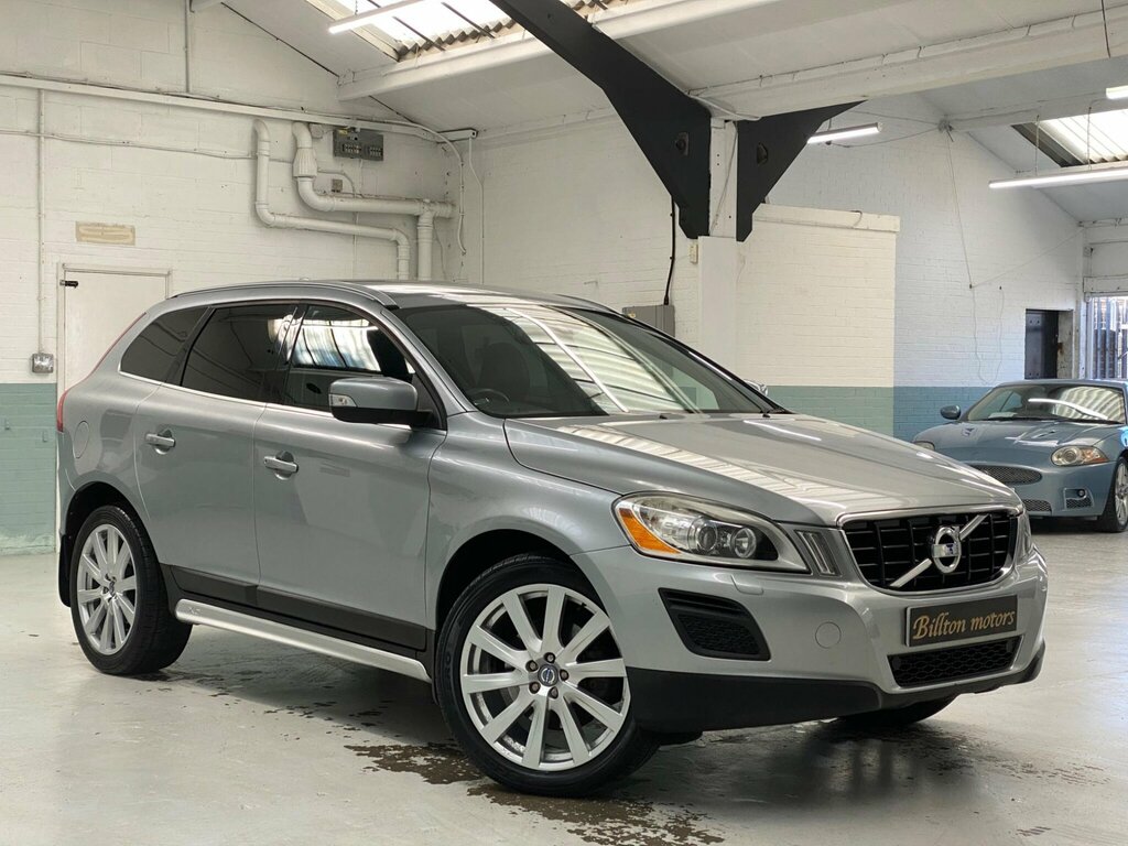 Volvo XC60 2.4 D5 Se Lux Nav Geartronic Awd Euro 5 Silver