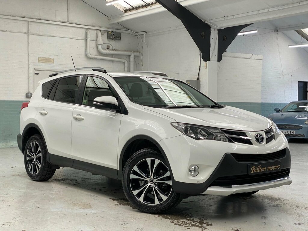 Toyota Rav 4 2.2 D-cat Invincible 4Wd Euro 5 White