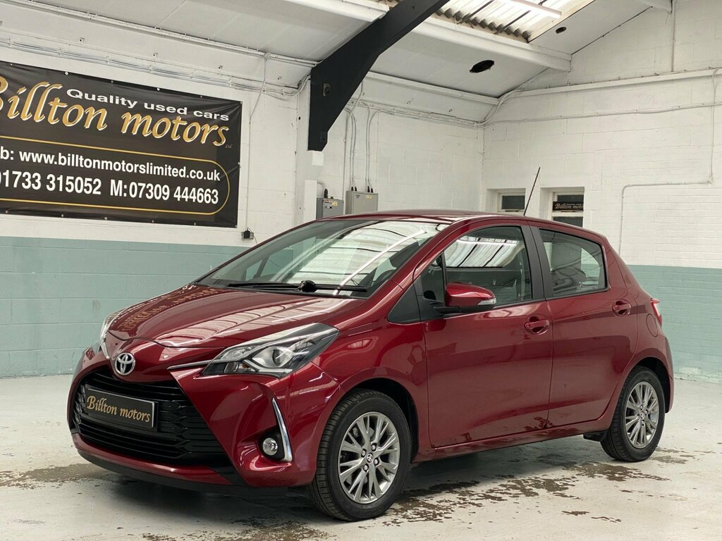 Toyota Yaris 1.5 Vvt-i Icon Euro 6 Red #2