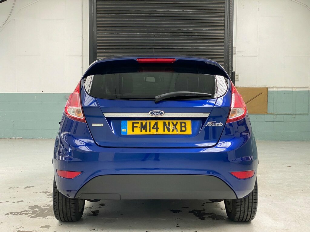 Ford Fiesta Hatchback White #8
