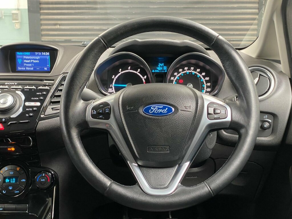 Ford Fiesta Hatchback White #21