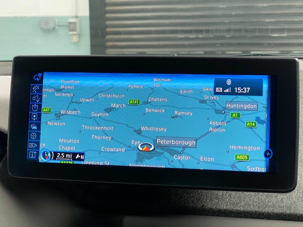 BMW i3 125Kw 33Kwh Suite Interior World Grey #28