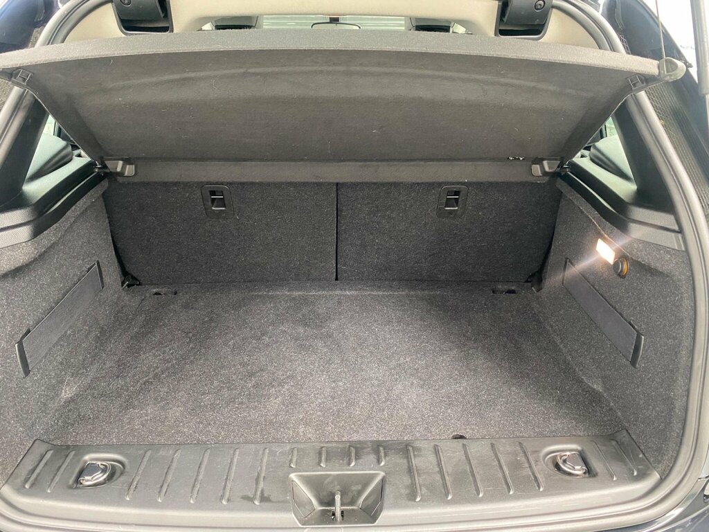 BMW i3 125Kw 33Kwh Suite Interior World Grey #15