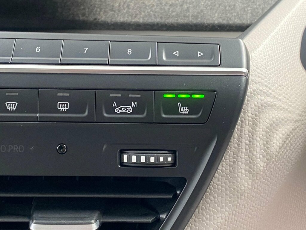 BMW i3 125Kw 33Kwh Suite Interior World Grey #22