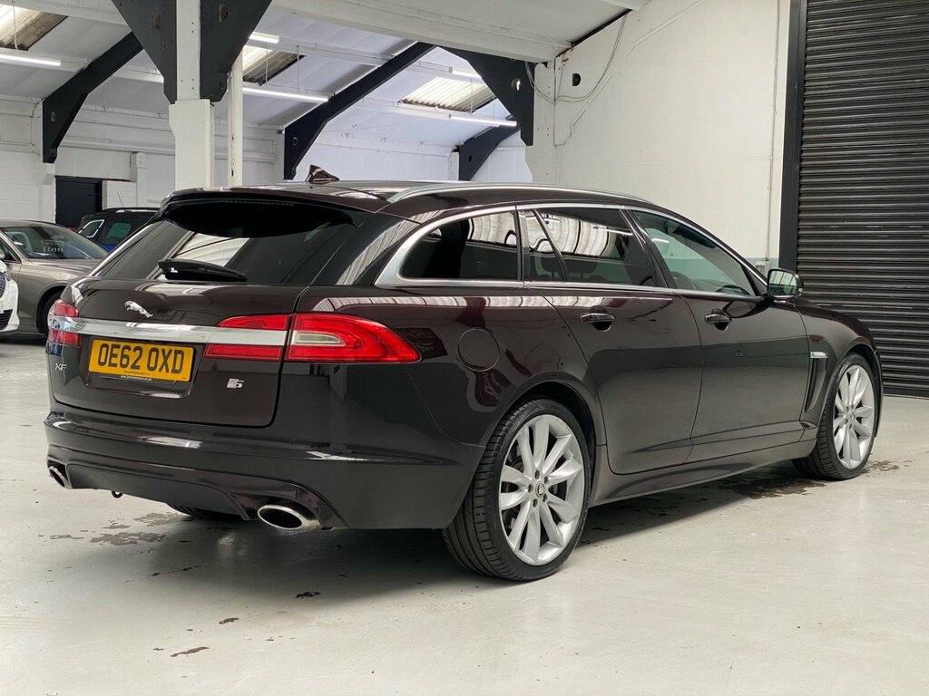 Jaguar XF 2.2 D Luxury White #9