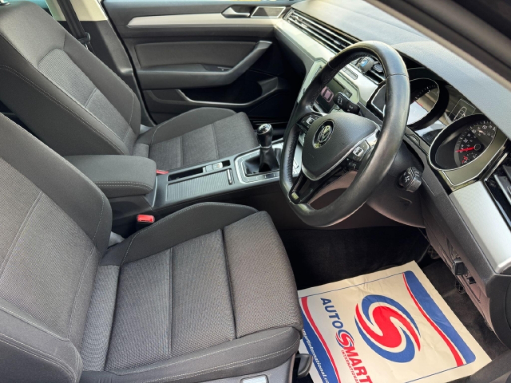 Volkswagen Passat S Tdi Bluemotion Technology Silver #15