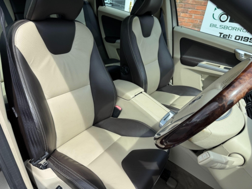 Volvo XC60 2.0T Se Lux Ulez Black #26